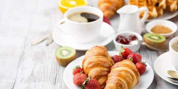 Invitation à un Café à thème : Sourire et Savourer